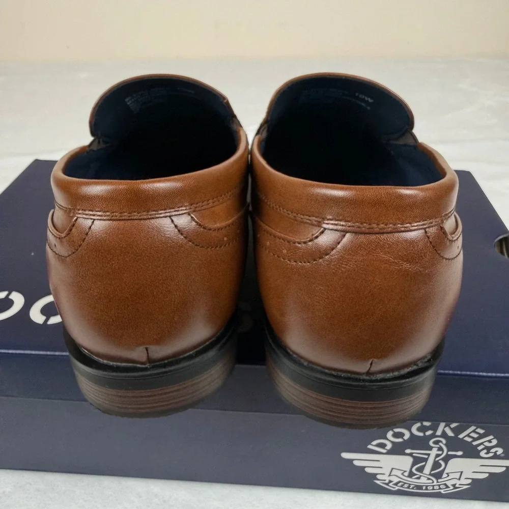 Dockers Men's Emerson Penn Business Casual Penny Loafers Cognac Brown Size 10 W